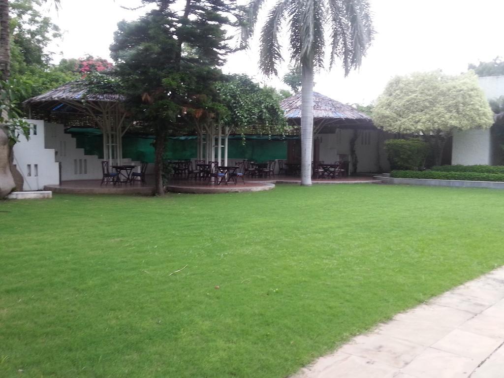 The Meadows Resort And Spa Aurangabad  Eksteriør billede